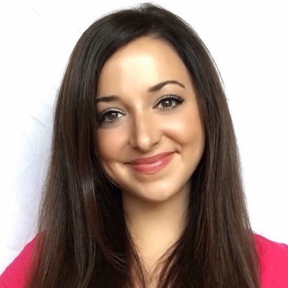 Meet your Posher, Michelle - Picture 1 of 1